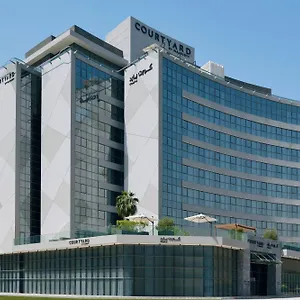 Courtyard By Marriott World Trade Centre, Дубай