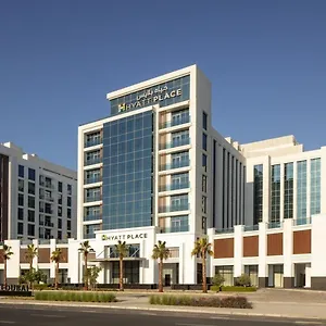 Hyatt Place Jumeirah Residences מלון